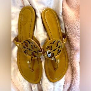 Size 8 Tory Burch Sandals